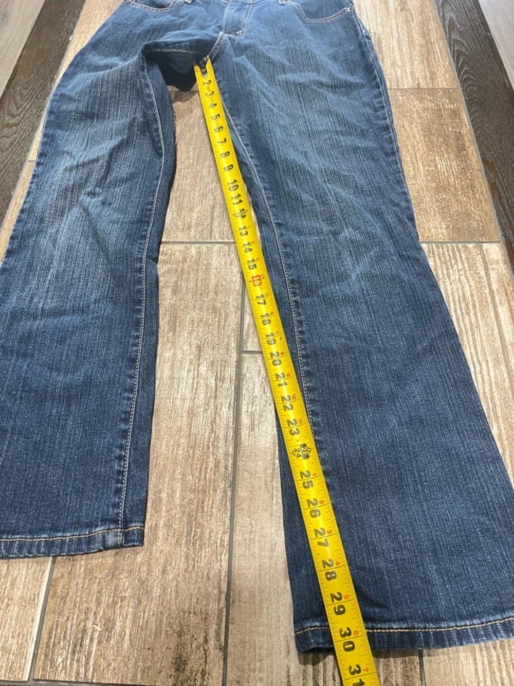 Levi’s Relaxed Boot Cut Women’s Jeans Size 4 Medium - Picture 6 of 7